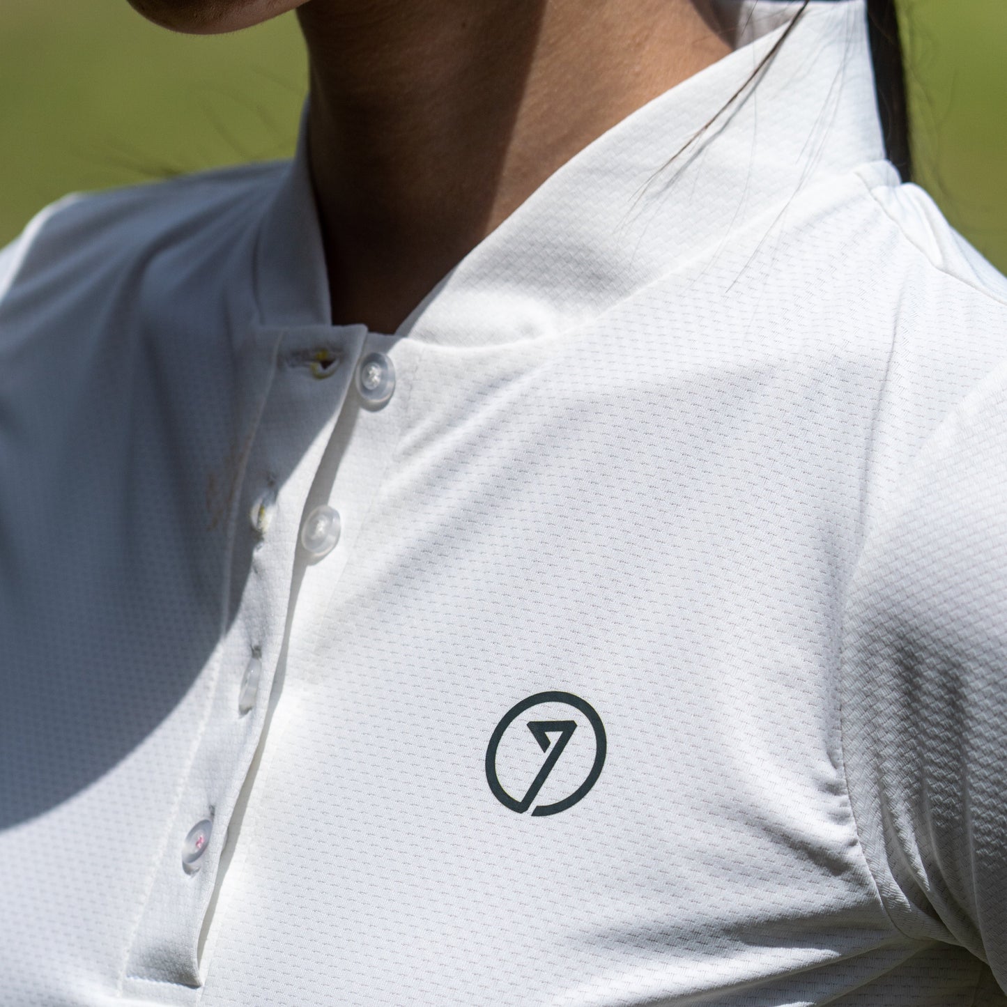 Signature Women | Classic White